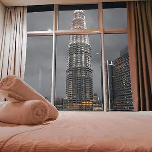 https://sky-suites-klcc-kl.kualalumpurs-hotels.com